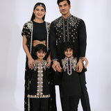 Black Amphora Family Set
