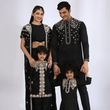 Black Amphora Family Set