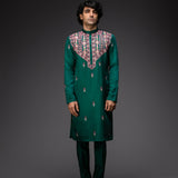 Emerald Green Embroidered Kurta With An Open Jacket And Narrow Pants